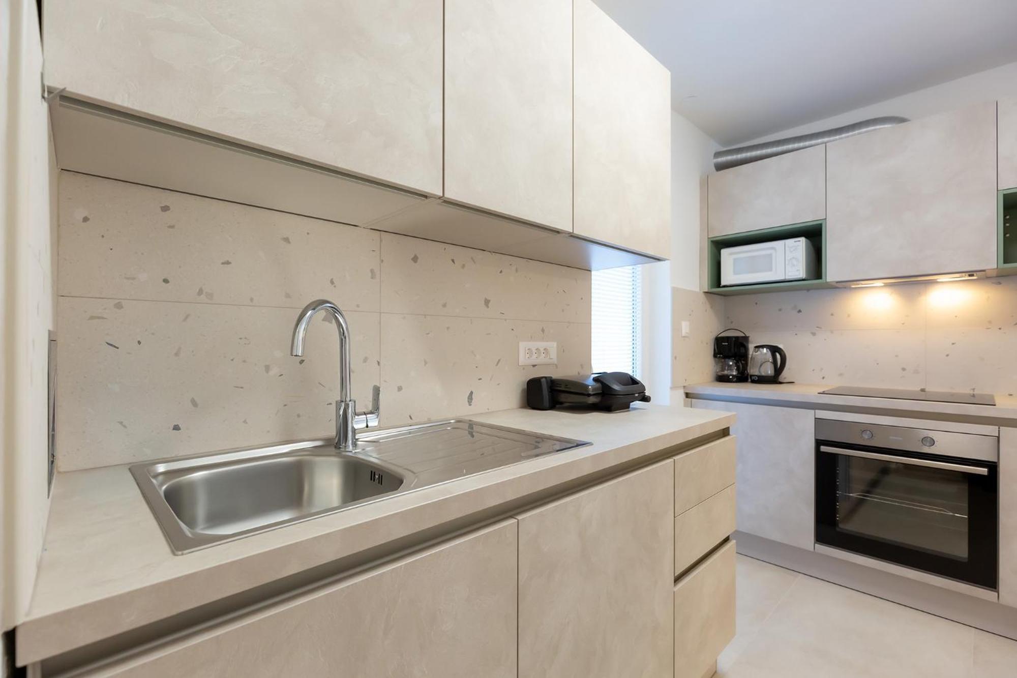 Rosoglio 300m From Sea, New 2024 Apartment *