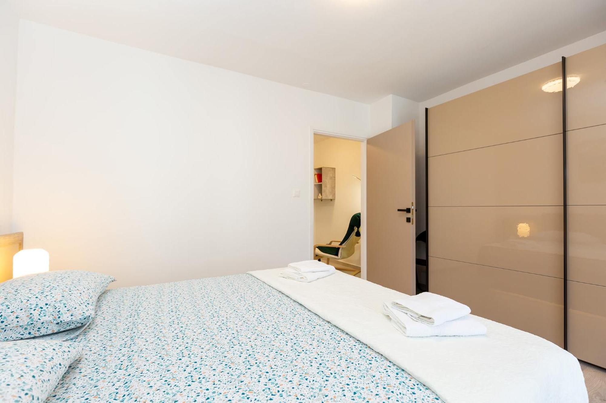 Apartment Rosoglio 300m From Sea, New 2024 Poreč